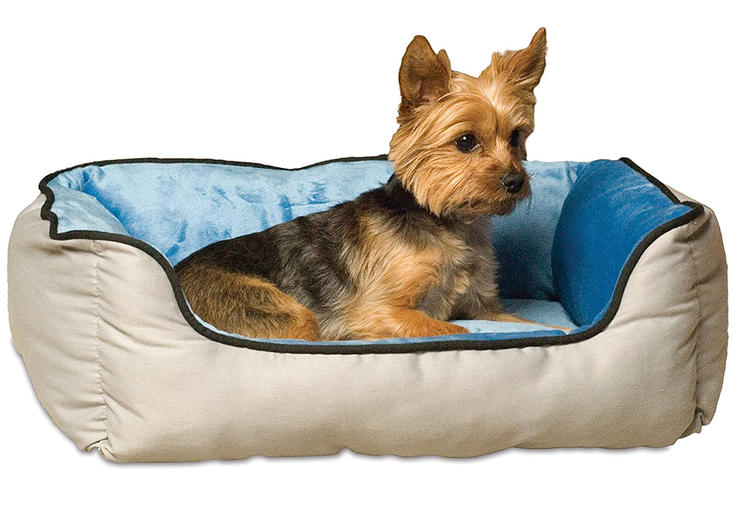 K&H Pet Products Self-Warming Lounge Sleeper Pet Bed